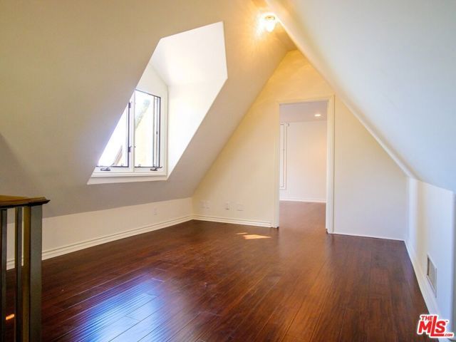 2239 VISTA DEL MAR Place, Los Angeles, CA 90068