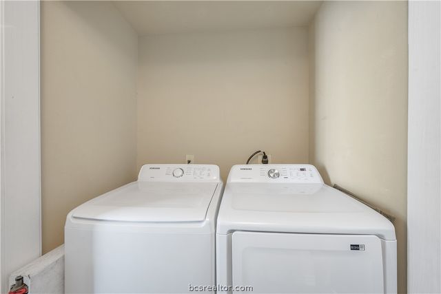 114 Lynn Drive, Bryan, TX 77801