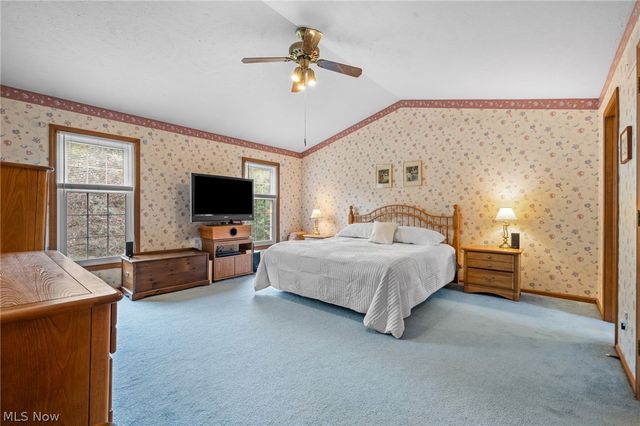 8572 Lake In The Woods Trail, Chagrin Falls, OH 44023