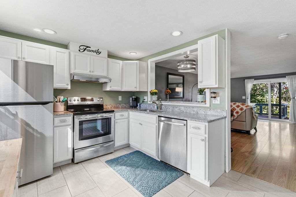 125 Portland Avenue 29, Old Orchard Beach, ME 04064 — photo 4