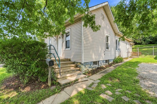 1720 S State Street, Lockport, IL 60441