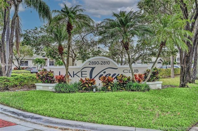 2850 N Oakland Forest Dr 202, Oakland Park, FL 33309