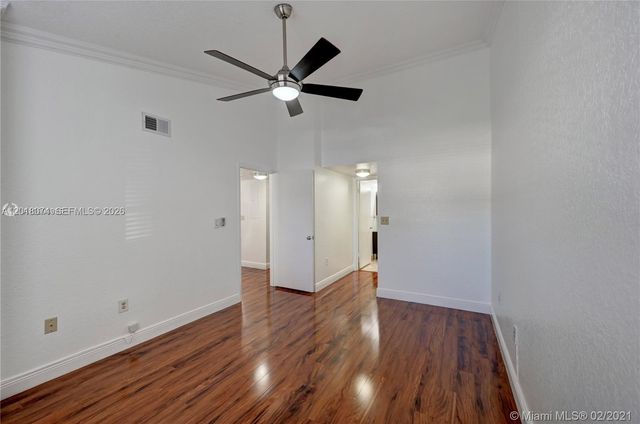 2850 N Oakland Forest Dr 202, Oakland Park, FL 33309