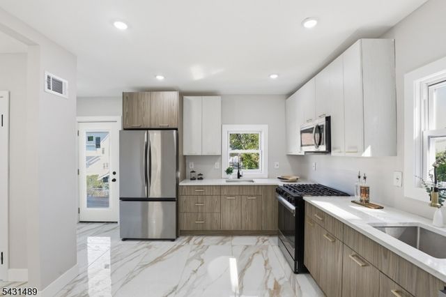 1439 Compton Ter, Hillside Twp., NJ 07205