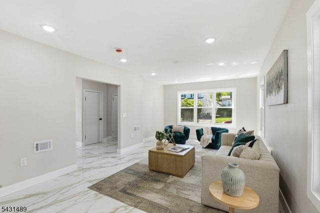 1439 Compton Ter, Hillside Twp., NJ 07205