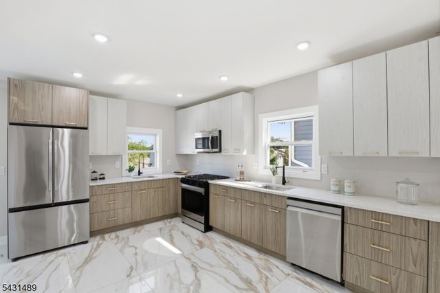 1439 Compton Ter, Hillside Twp., NJ 07205