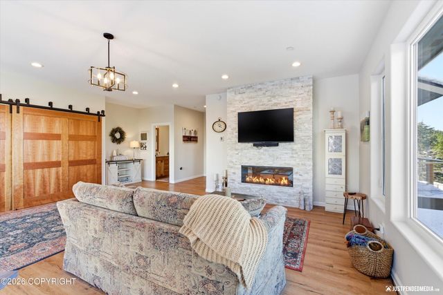 7990 Paine Road, Anchorage, AK 99516