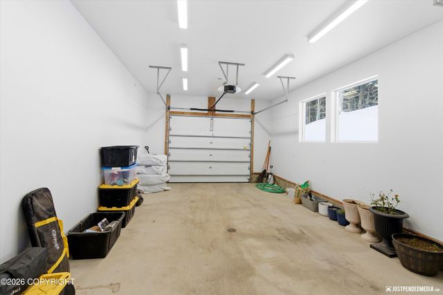 7990 Paine Road, Anchorage, AK 99516