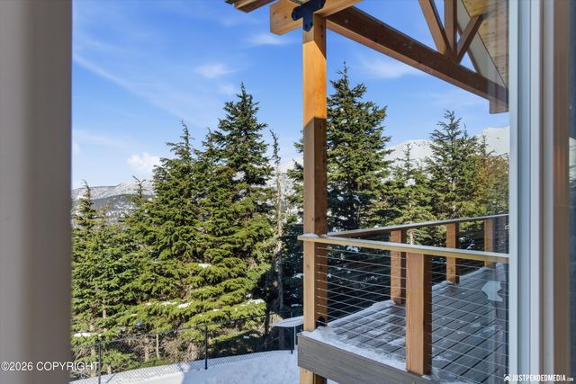 7990 Paine Road, Anchorage, AK 99516