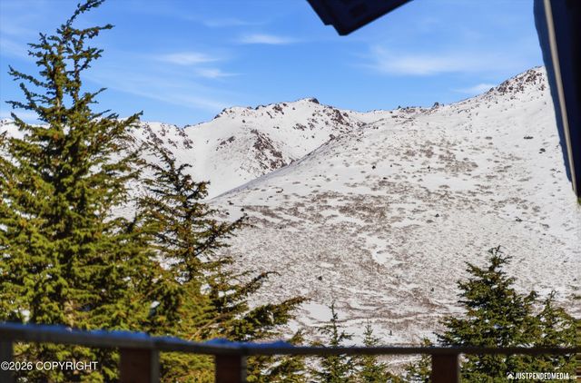 7990 Paine Road, Anchorage, AK 99516