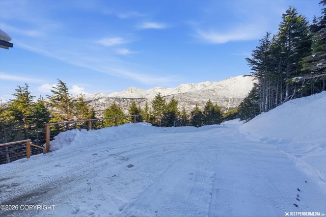 7990 Paine Road, Anchorage, AK 99516