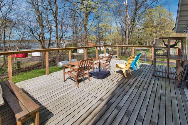 54879 Indian Lake, Dowagiac, MI 49047