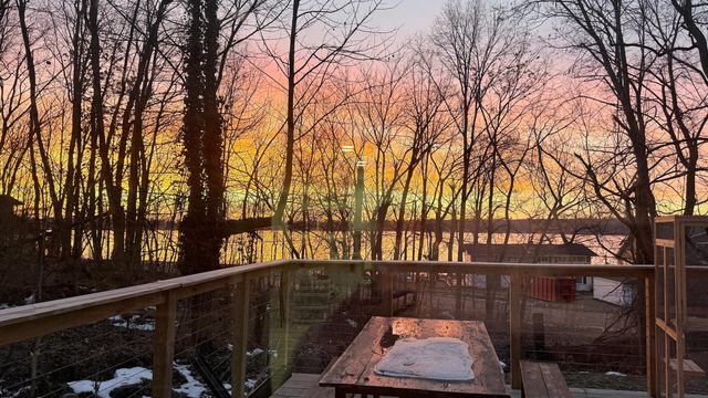 54879 Indian Lake, Dowagiac, MI 49047