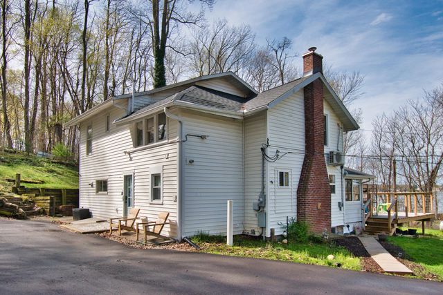 54879 Indian Lake, Dowagiac, MI 49047