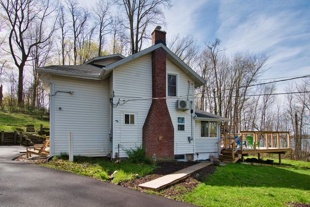 54879 Indian Lake, Dowagiac, MI 49047