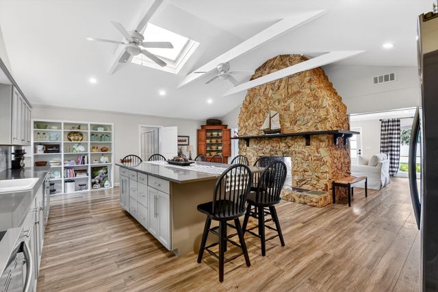 2842 SW 4th Street, Boynton Beach, FL 33435