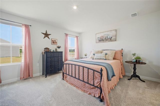 101 Tuscorora LN, Moyock, NC 27958