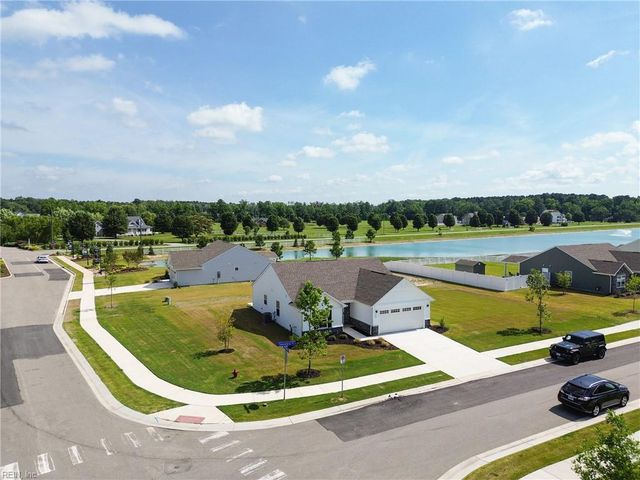 101 Tuscorora LN, Moyock, NC 27958