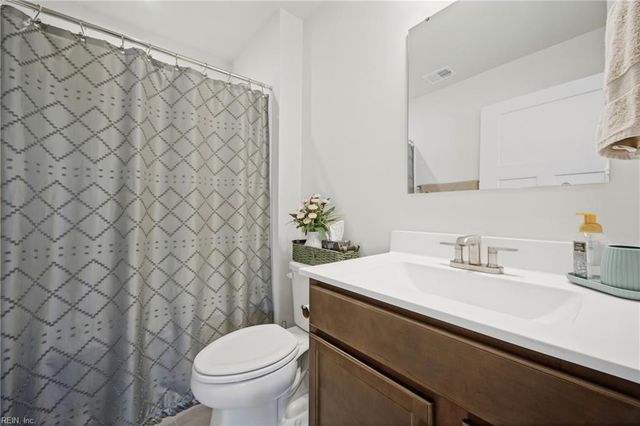 101 Tuscorora LN, Moyock, NC 27958