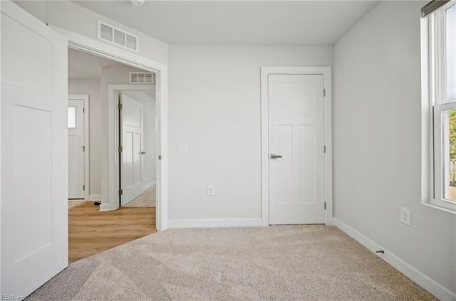 101 Tuscorora LN, Moyock, NC 27958