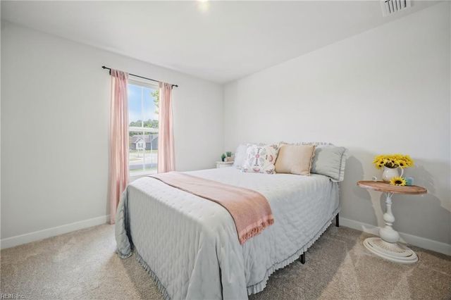 101 Tuscorora LN, Moyock, NC 27958