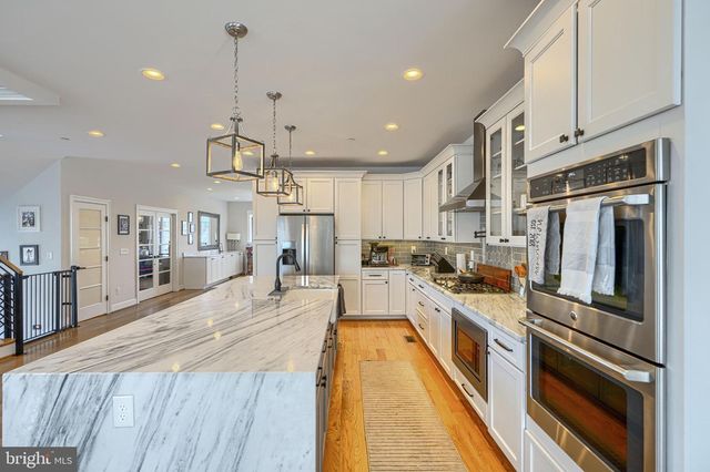 9128 TODD AVE, Fort Howard, MD 21052