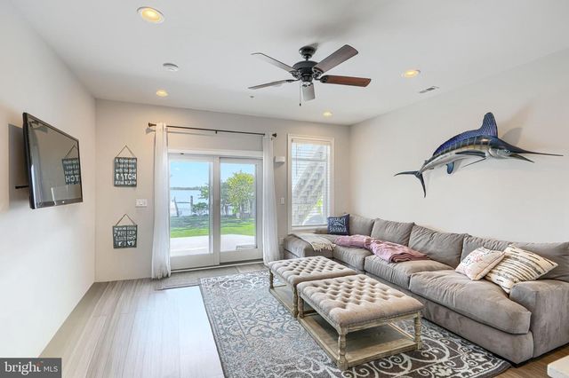 9128 TODD AVE, Fort Howard, MD 21052