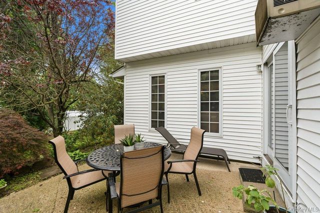 149 Princeton Street, Roslyn Heights, NY 11577