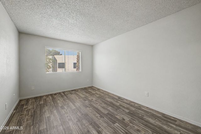 5838 N 48TH Avenue, Glendale, AZ 85301