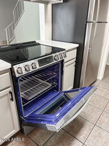 5838 N 48TH Avenue, Glendale, AZ 85301