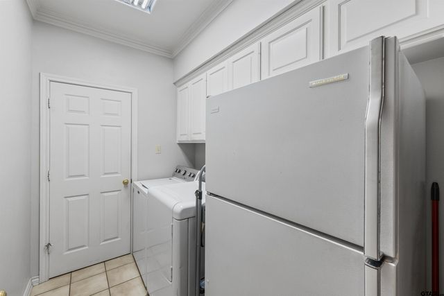 406 Brighton Court, Tyler, TX 75701