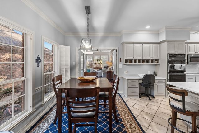 406 Brighton Court, Tyler, TX 75701