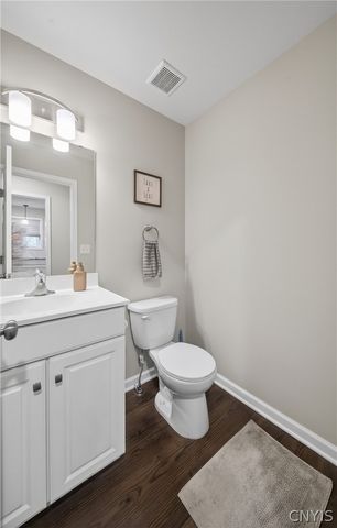 8200 Venetian Drive, Lysander, NY 13027