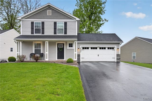 8200 Venetian Drive, Lysander, NY 13027