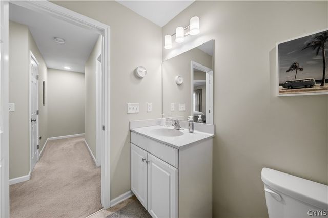8200 Venetian Drive, Lysander, NY 13027