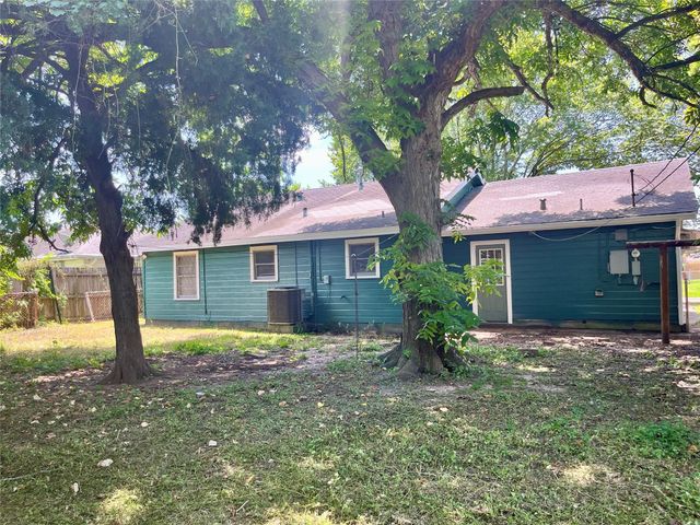 2922 Robinson Boulevard, Texas City, TX 77590