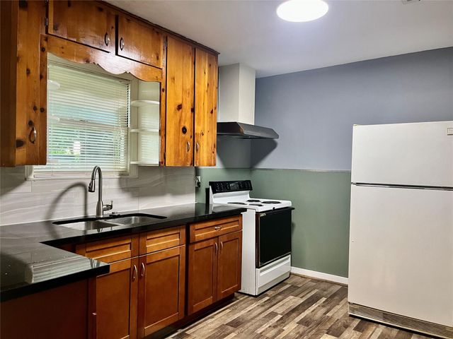 2922 Robinson Boulevard, Texas City, TX 77590