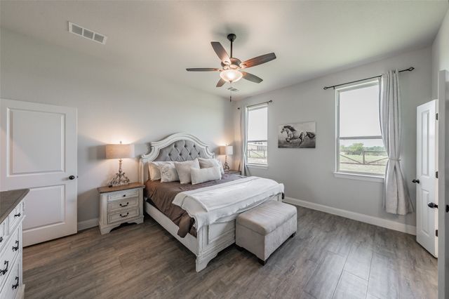 2230 County Road 2360, Decatur, TX 76234