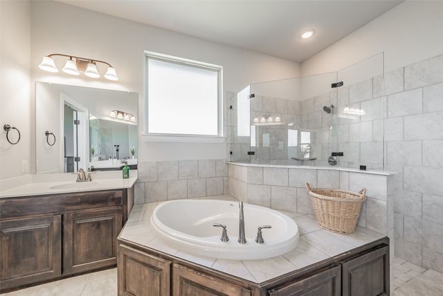 2230 County Road 2360, Decatur, TX 76234