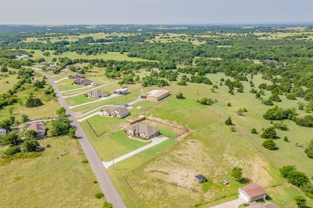 2230 County Road 2360, Decatur, TX 76234
