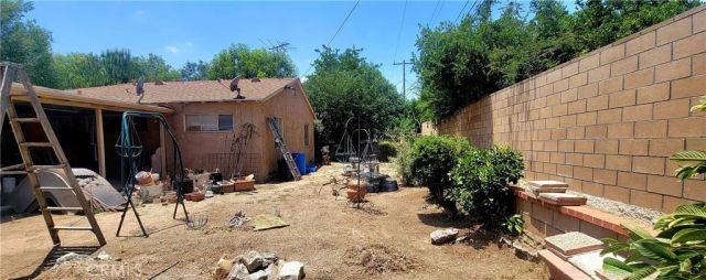 2570 W 6th Street, San Bernardino, CA 92410