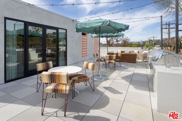 7617 Santa Monica Boulevard 323, West Hollywood, CA 90046