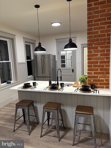 207 E LEHMAN ST, Lebanon, PA 17046