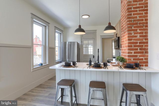 207 E LEHMAN ST, Lebanon, PA 17046