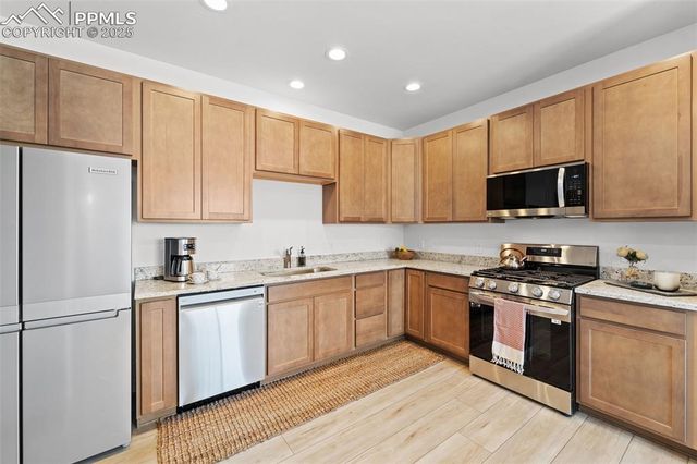 1930 Erin Loop, Colorado Springs, CO 80918