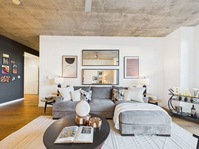 288 3Rd St 505, Oakland, CA 94607