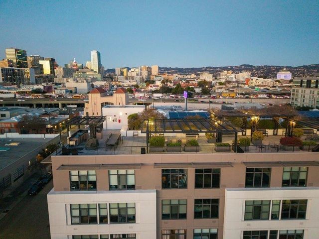 288 3Rd St 505, Oakland, CA 94607