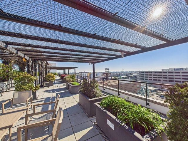 288 3Rd St 505, Oakland, CA 94607