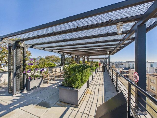 288 3Rd St 505, Oakland, CA 94607