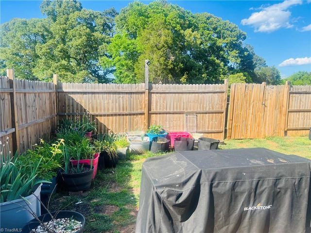 729 Deadmon Road, Mocksville, NC 27028